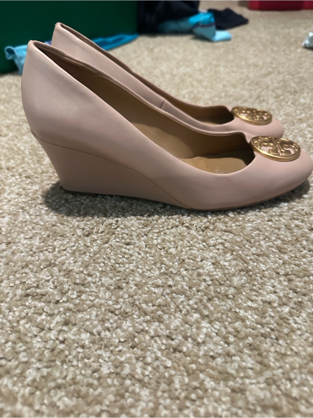 Tory Burch Nude/Tan Pointed-Toe Heels